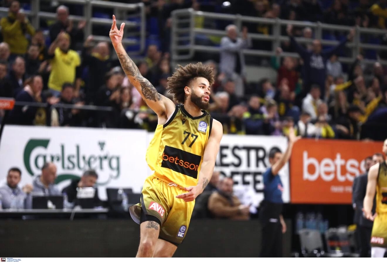 100αρα με σούπερ Χέιλ