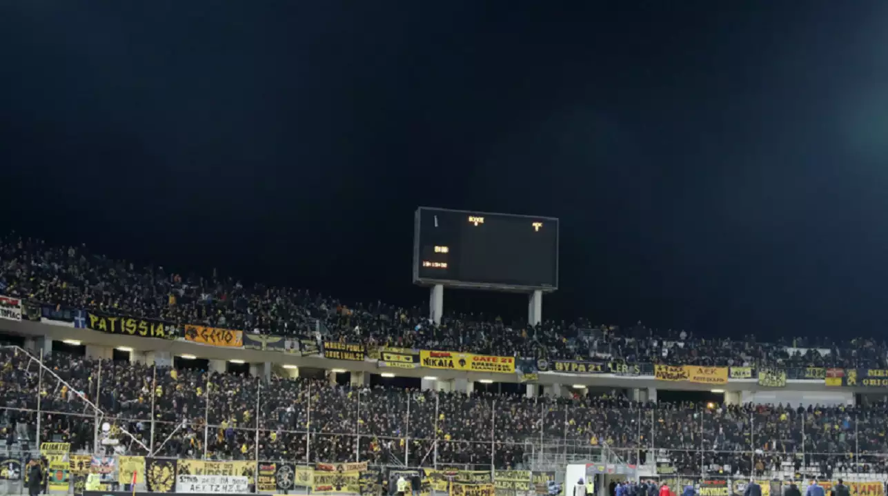 Με τον κόσμο της η ΑΕΚ για το νταμπλ
