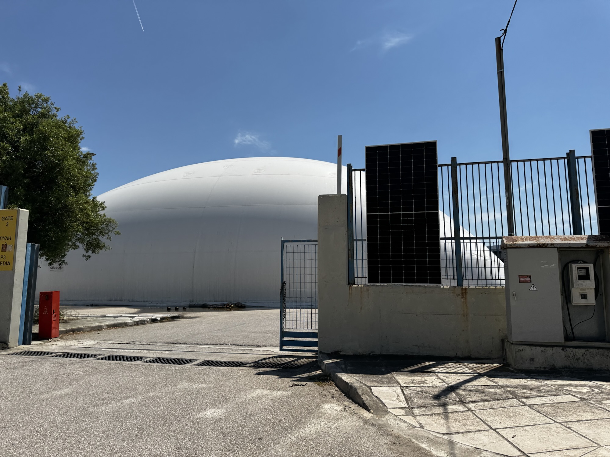 Μεταμόρφωση εξωτερικά για την SUNEL Arena (ΦΩΤΟ)