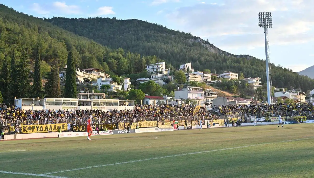 Η ΑΕΚ με τον κόσμο της στη Λιβαδειά