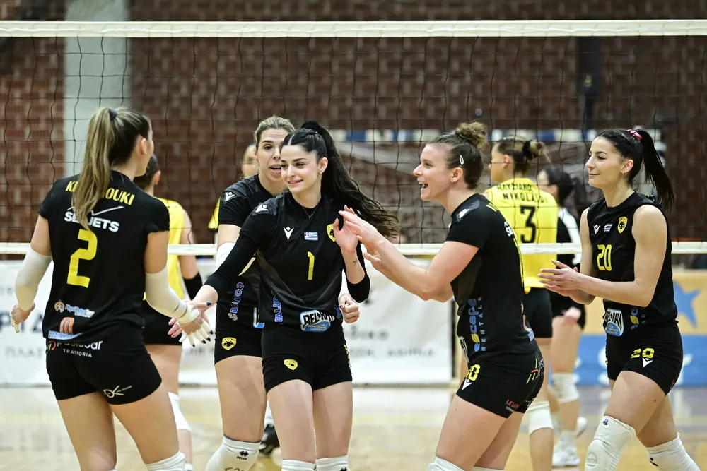 Τρίποντο για τα κορίτσια της ΑΕΚ