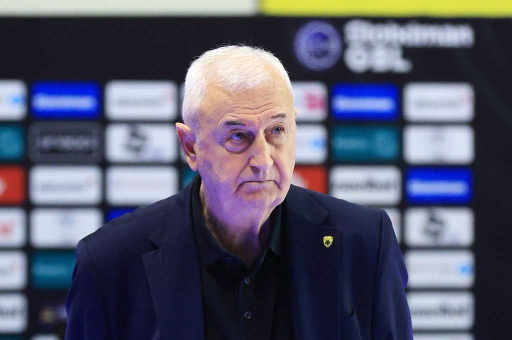 Σάκοτα: «Δεν πρέπει να χαλαρώσουμε με τίποτα»