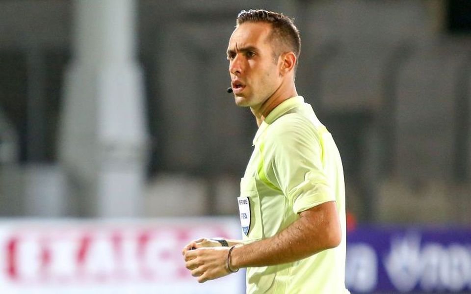 Ο Παπαπέτρου στο ΑΕΚ – ΟΦΗ